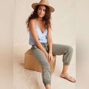 Bella Dahl - Easy Jogger in Soft Army Size XS